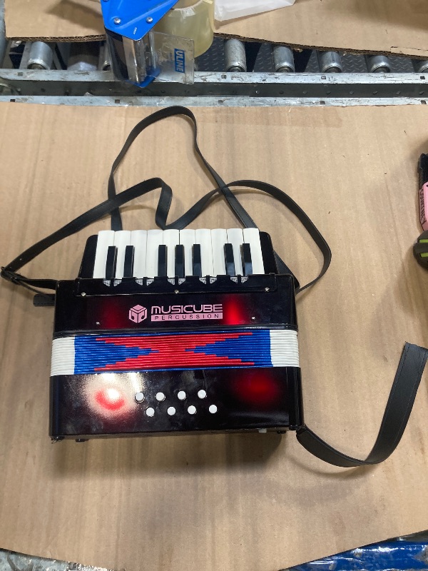 Photo 1 of **** ONE STRAP BROKEN *** MUSICUBE Accordion Instrument for Kids Professional 17 Keys 8 Bass Accordion with Straps for Beginner Student Educational Musical Instrument for Boys Girls Aged 3+ Gift Choice