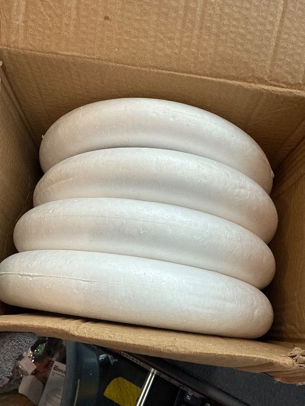 Photo 1 of **MINOR DAMAGE - USED**
Bright Creations Foam Wreath Form - 10 Inch, White, Set of 4, Round - Wreath Frame for DIY Crafts & Floral Decor