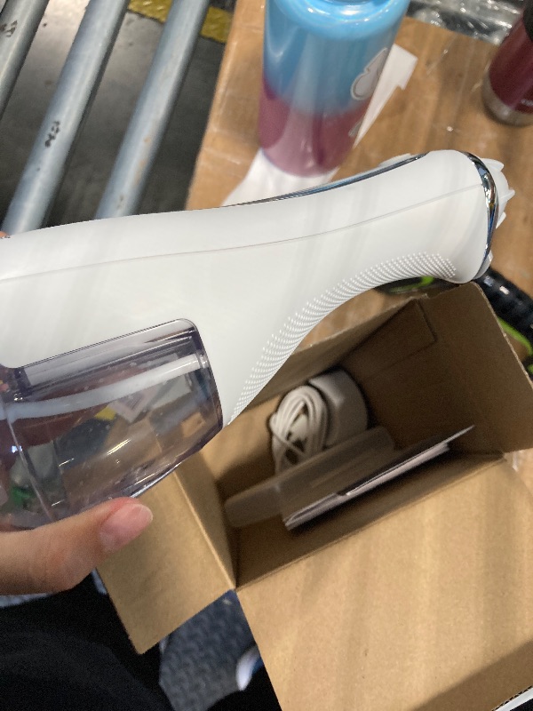 Photo 1 of *MISSING PARTS*
Waterpik Cordless Advanced 2.0 Water Flosser For Teeth, Gums, Braces, Dental Care With Travel Bag and 4 Tips, ADA Accepted, Rechargeable, Portable, and Waterproof, White WP-580, Packaging May Vary