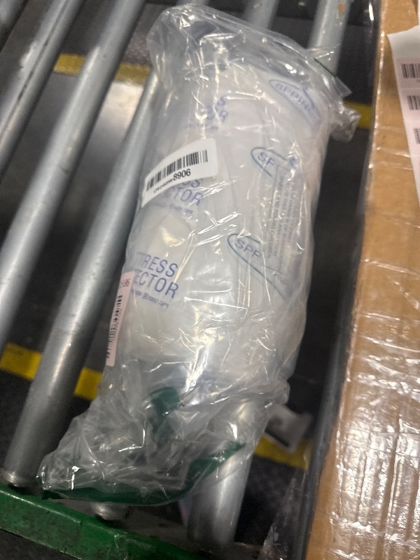 Photo 1 of ****ONLY 1 ***2 Pack Twin XL Mattress Protector Waterproof up - 14" Noiseless & Breathable Mattress Topper Pad Cover Twin Extra Long Fitted Sheets, Machine Washable