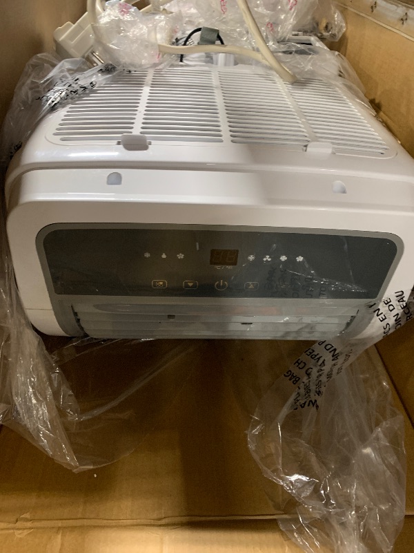 Photo 1 of ***MISSING PIECES*** ***READ CLERK NOTE*** BLACK+DECKER Portable Air Conditioner, 12,000 BTU (8,000 BTU SACC) for Rooms up to 550 Sq. Ft., Portable AC with Follow Me Remote Control and Window Kit, BPACT12WT, White