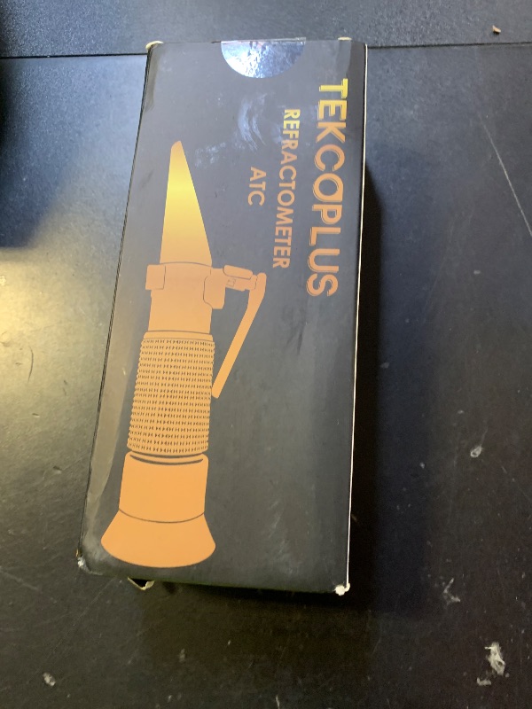 Photo 1 of 0-10% Brix Refractometer for Testing Sugar Content Maple sap Syrup, Low-Concentrated Sugar Solutions, Tea, Portable Hand Held Sugar Content Measurement with ATC Function and LED Light, pipettes