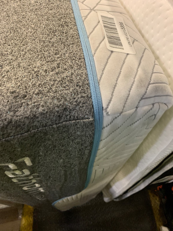 Photo 1 of *USED/DIRTY** FATHOM Medium Twin Mattress 12 Inch Memory Foam Mattress Queen Size Bed in a Box for Back Pain Relief and Cool Sleep with Gel Foam and Removeable Fiberglass Free Cover, CertiPUR-US Certified