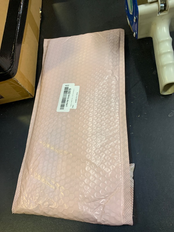 Photo 1 of 1 PCS Random Color 19.6''-35.4'' Plant Umbrellas for Outdoor Plants, plant shades for outdoor plants Adjustable Height with three-point nail Sun Shade umbrella for plants, flower, Potted Plant, Garden