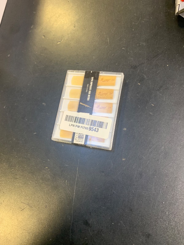 Photo 1 of 10pcs Plastic Soprano Sax Reeds, Plastic 2.5 Soprano Saxophone Mouthpiece Reeds Repair Parts Repair Accessory