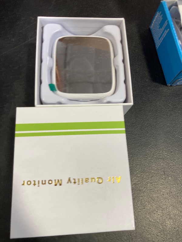 Photo 1 of 5-in-1 CO2 Carbon Dioxide Detector, Dienmern Portable Air Quality Monitor Indoor, 1600mAh Powerful Battery CO2 Monitor for CO2/Temp/Humidity, LED Display CO2 Detector for Travel/Office/Home/Grow Tents