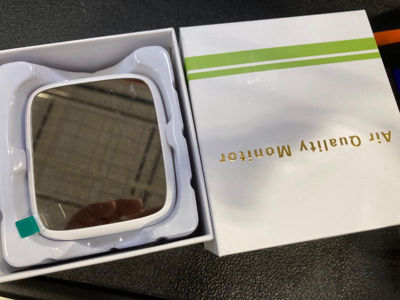 Photo 1 of 5-in-1 CO2 Carbon Dioxide Detector, Dienmern Portable Air Quality Monitor Indoor, 1600mAh Powerful Battery CO2 Monitor for CO2/Temp/Humidity, LED Display CO2 Detector for Travel/Office/Home/Grow Tents