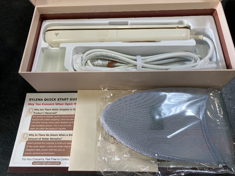 Photo 1 of Simple Home Dual-use Steam Iron (Light Yellow)