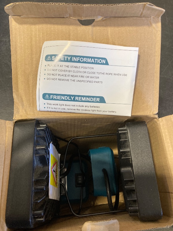 Photo 1 of 2 PCS LED Work Light for Makita 18V Battery,Battery Light for Makita 18v Tools Portable Outdoors Flood Lighting