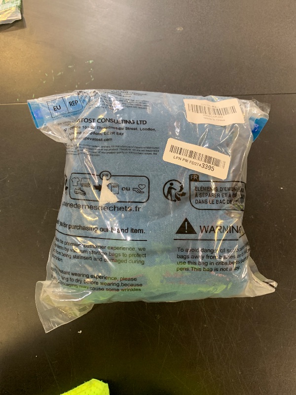 Photo 1 of *BLUE SWEATER SIZE M / L*