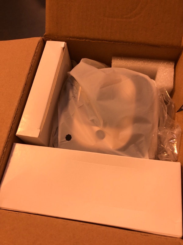 Photo 1 of ?Auto Focus and 1080P?Magcubic Mini Smart Projector with 4K Support