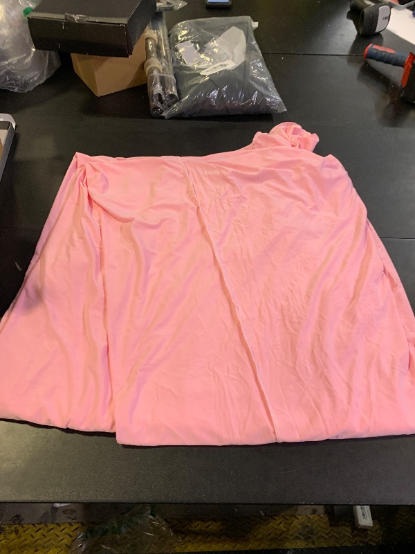 Photo 1 of 1 pink table cover unknown size 