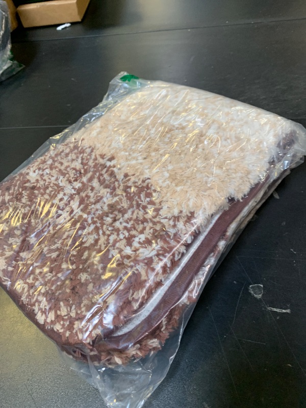 Photo 1 of BATHROOM MAT