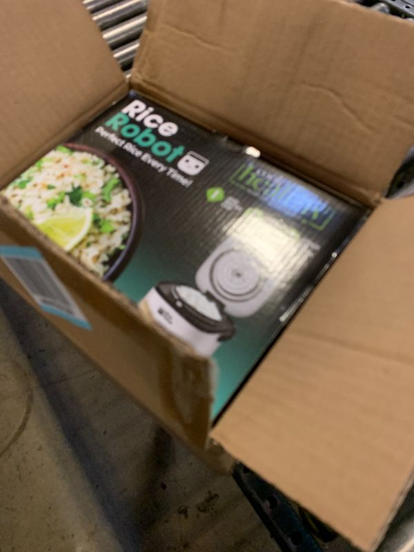 Photo 1 of 1.2L MECHANICAL RICE COOKER WHITE 