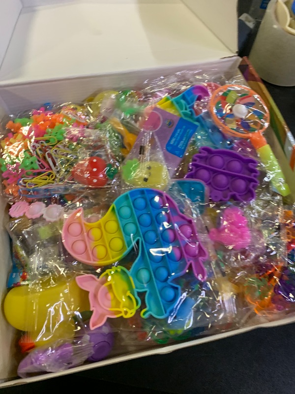 Photo 1 of 1000pcs Party Favors Goodie Bags for Kids, Fidget Toys Pack, Stocking Pinata Stuffers, Birthday Gifts, Classroom Prize, Treasure Box, Carnival Prizes, Easter Eggs Fillers