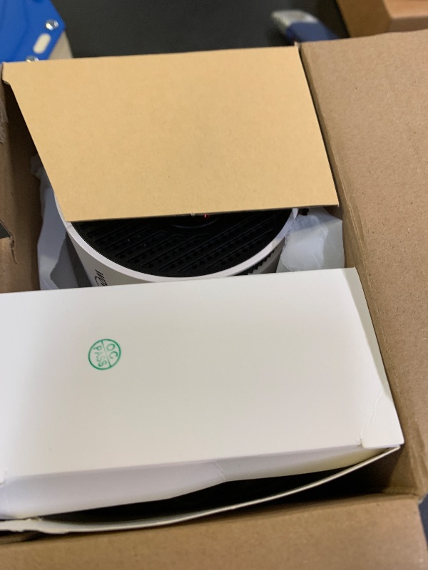 Photo 1 of [Built-in Apps & 2025 Upgraded] Mini Projector with WiFi 6 and Bluetooth 5.4 Support 4K 1080P Auto Keystone 180° Rotatable Projector Portable Compatibile with HDMI/TV Stick/Memory Stick/Laptop, White