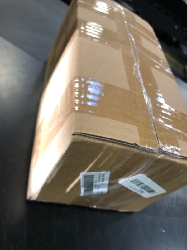 Photo 1 of 100 Pack 5 x 5 inch Clear Plastic Disposable Clamshell Container,Hinged Take Out Clamshell Dessert Container with Lid Takeout Tray Disposable Food Clamshell Containers for Dessert,Cakes,Sandwiches