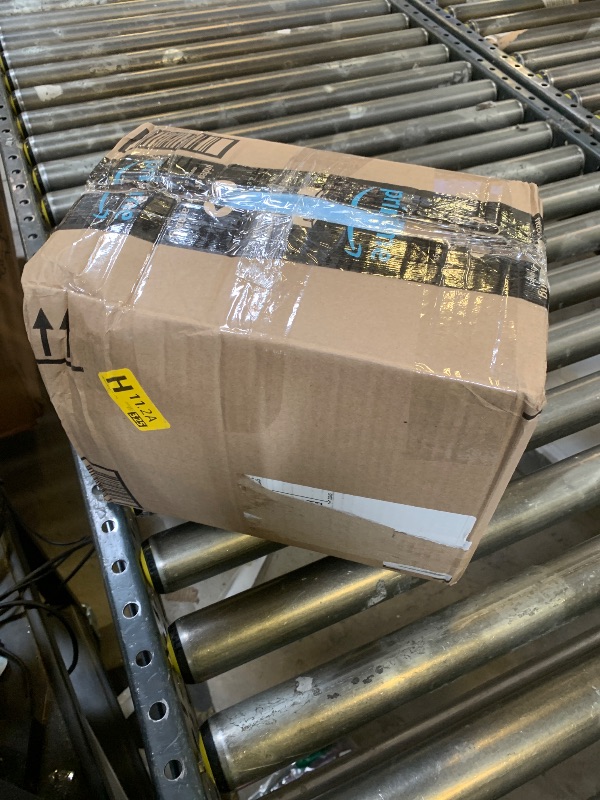 Photo 1 of 12 Pack Satin Tablecloth Wedding Rectangle Tablecloth Bright Silk Table Cloth Washable Smooth Fabric for Wedding Banquet Events Birthday Party Anniversary Engagement Table Décor(57"x108",Baby Blue)