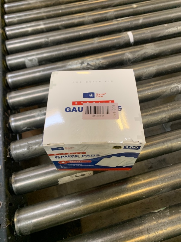 Photo 1 of 100pc Large Sterile Gauze Pads 4x4 Sterile for Wounds Bulk - 12ply Woven Gauze Sponges 4x4 Sterile - USP IV Breathable Mesh 4x4 Gauze Pads Sterile for Enhanced Absorption - First Aid Medical