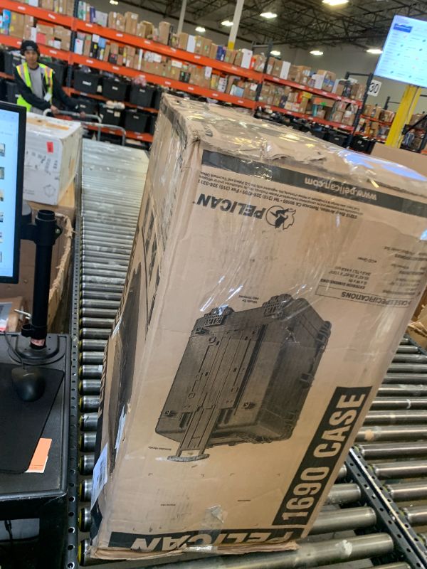 Photo 1 of Pelican 1690 Case With Foam (Black)