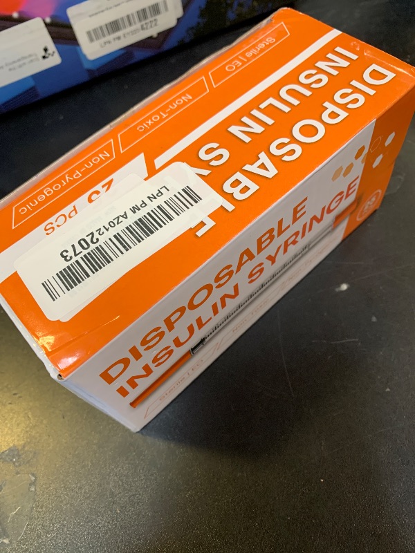 Photo 1 of 0.5ml 30 Gauge 5/16 Inch Syringe, U-100 0.5cc 30G 8mm Lab Syringes Individually Wrapped, Pack of 25