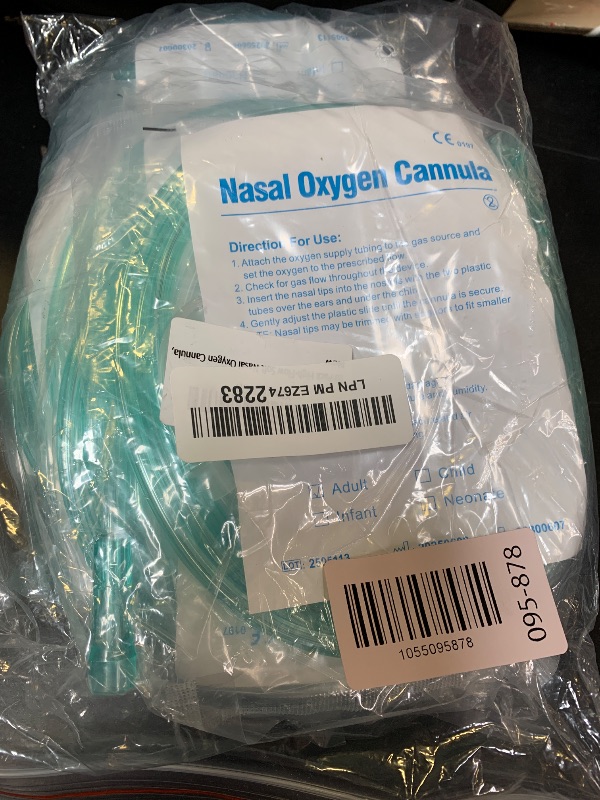 Photo 1 of 10 Pack High-Flow Ultra Soft Nasal Oxygen Cannula, Green Crush Resistant Tubing with Standard Connection 6.6 Feet