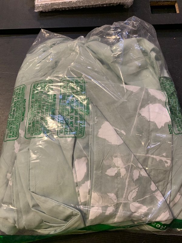 Photo 1 of *INCOMPLETE* Bedsure King Size Bedding Set - 6 Pieces Floral Sage Green Soft Bedding Sets, King Bed in a Bag with Botanical Flowers Sheets, Pillowcases & Shams