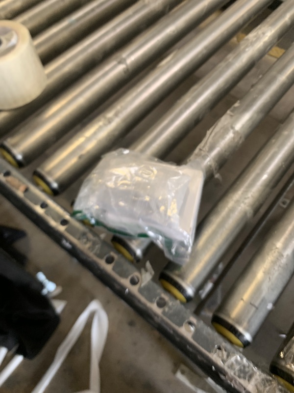 Photo 1 of 2Pcs 10000mAh Battery Pack for Heated Vest Jacket Coat Pants and Heating Underwear, 5V2A Heated Clothing Replacement Battery Pack