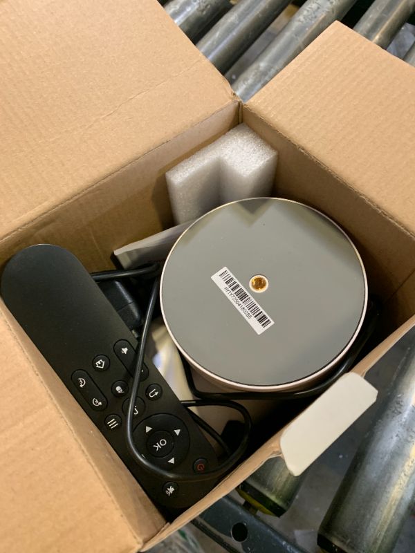 Photo 1 of ?Electric Focus?Magcubic Mini Projector 4K Support, Portable Projector with WiFi 6 and Bluetooth 5.4, Smart Proyector, 5W Soundbase Speaker, 180° Rotation for Home Theater HY300 Ultra