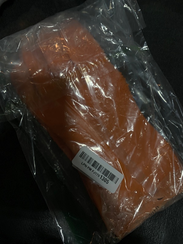 Photo 1 of 1 Pair Magic Quick Fruit Vegetable Potato Processing Tools PVC Rubber Peelers Gloves Cooking Tools Rose Red Kitchen Gadget