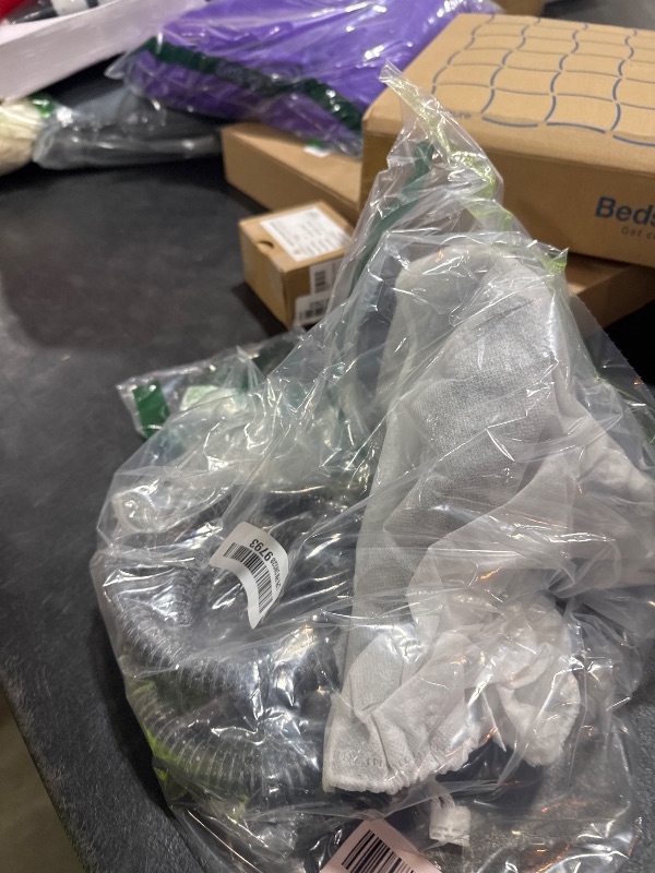 Photo 1 of Delta 4-Setting In2ition 2-in-1 Dual Shower Head with HandHeld Spray, Venetian Bronze Detachable Shower Head with Hose, Showerhead, 1.75 GPM Flow Rate, Venetian Bronze 58499-RB