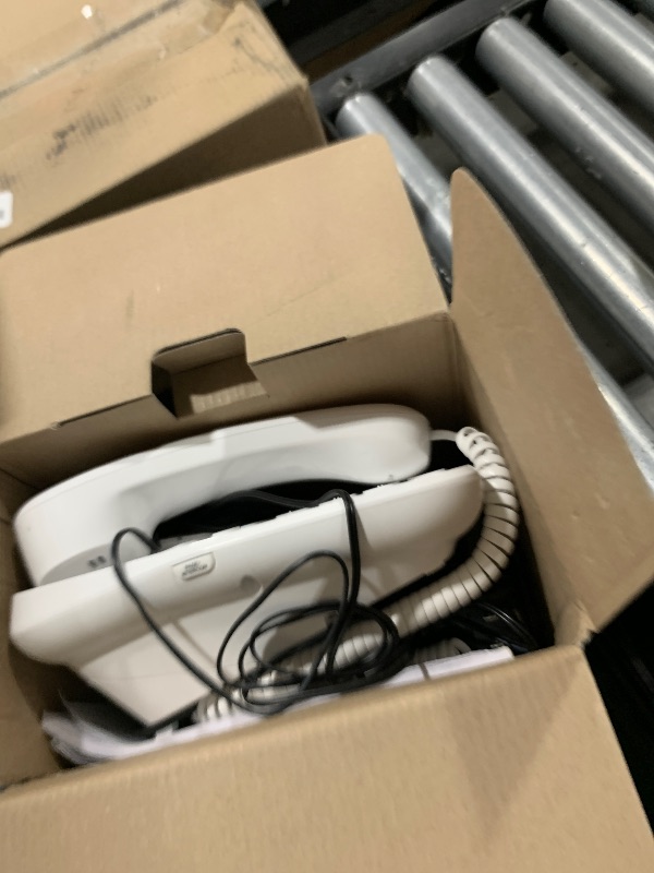 Photo 1 of VTech SN5147 Amplified Corded/Cordless Senior Phone with Answering Machine, Call Blocking, 90dB Extra-Loud Visual Ringer, One-Touch Audio Assist on Handset up to 50dB, White