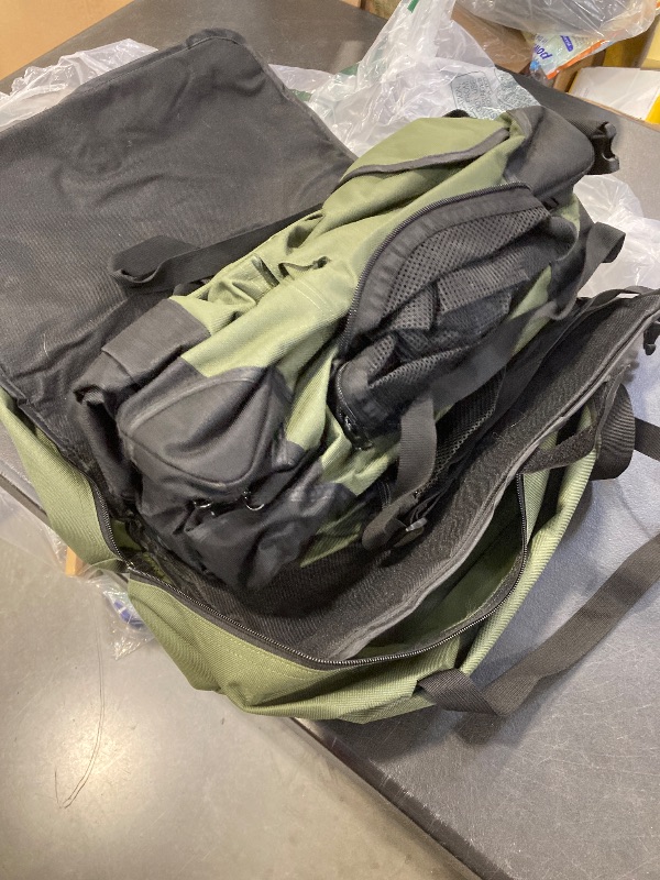 Photo 1 of 24" Small Dog Crate,Portable Crate for Small Dogs, Portable Travel Pet Crates,Soft Dog Crate Collapsible Dogs Crate,with 4 Mesh Doors, Foldable Car Kennel for Puppy with Handle for Outdoor - Green