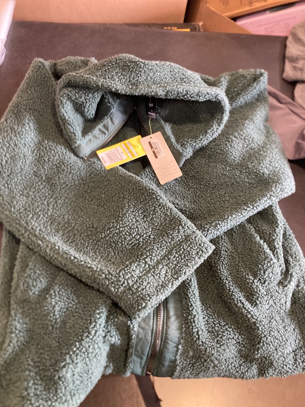 Photo 1 of Women's High Pile Jacket - All in Motion™ Dark Green S