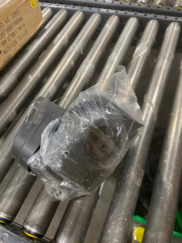 Photo 1 of Missing the hose, missing the filter--------------------------------------------------------------------------------------CRAFTSMAN CMXEVBE17596 20 Gallon 6.5 Peak HP Wet Dry Vac, Heavy-Duty Shop Vacuum Wet and Dry with Filter, Dust Bag, Hose and Attachme