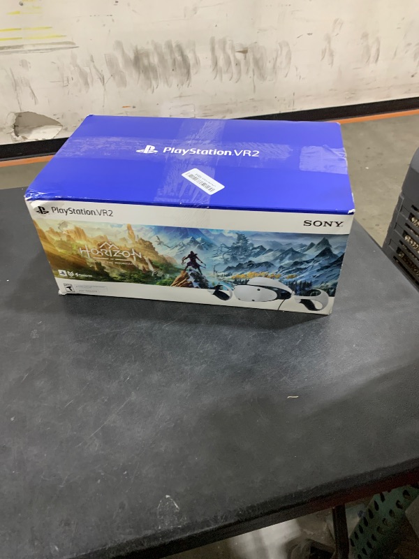 Photo 1 of PlayStation VR2 Horizon Call of The Mountain™ Bundle (PSVR2)