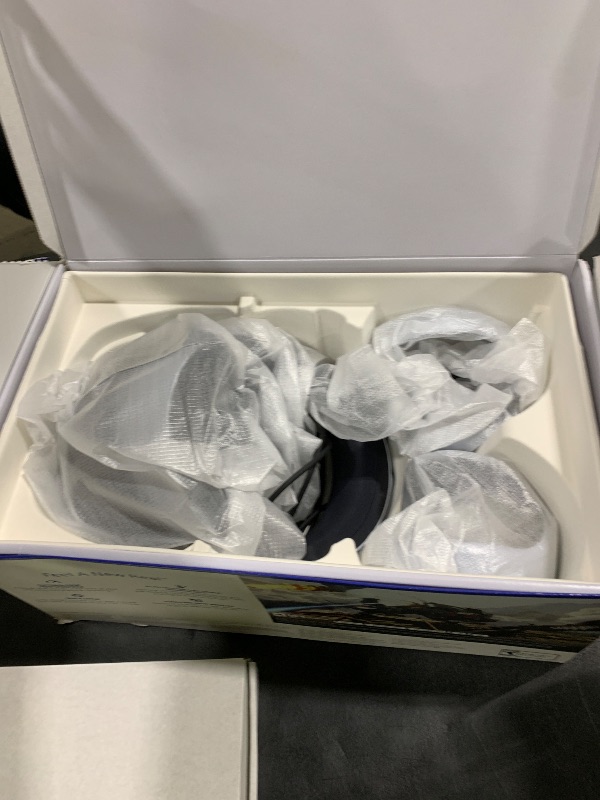 Photo 1 of PlayStation VR2 Horizon Call of The Mountain™ Bundle (PSVR2)