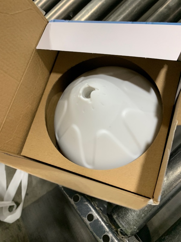 Photo 1 of Dynooper Essential Oil Diffuser for Home: 500ML Aroma Diffuser for Hotel Office Yoga Room - Humidifier with 14 Colors LED Night Light for Kids/Women Home Relaxation,Brown