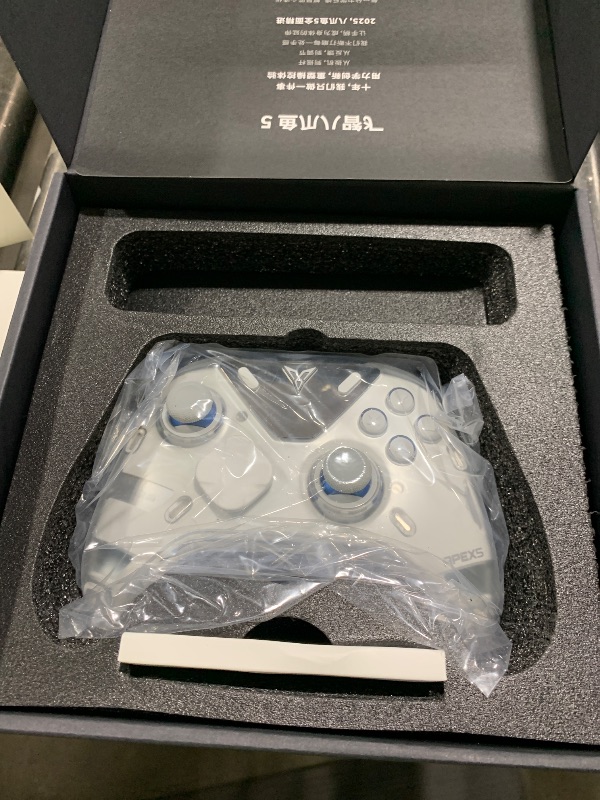 Photo 1 of FLYDIGI Apex 5 PC Controller, Forceflex Joystick 2.0, ForceAdapt Triggers, 3ms Ultra-Low Latency, RGB Light Bar, Full-Color LCD Display,1500mAh Battery PC/NS/Android/TV