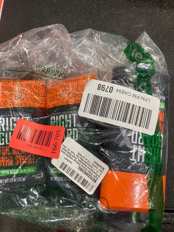 Photo 1 of Right Guard Xtreme Defense Invisible Solid Antiperspirant Deodorant, Fresh Blast Scent - 5-in-1 Deodorant Men Can Trust, 72-Hour Odor Control, 2.6 oz (4 Pack)