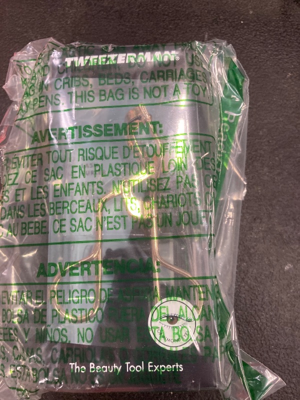 Photo 1 of Tweezerman Curl 38 Lash Curler, Eyelash Curler for Almond Shaped Eyes or Deep Set Eyes