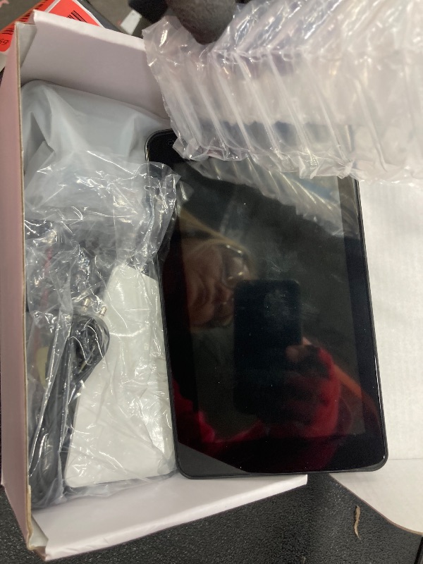 Photo 1 of ?Hieha? 2025 Wireless Portable Carplay and Android Auto, Carplay Screen for Car with Mirror Link/AUX/FM,7" Touchscreen Bluetooth 5.0, Marine Stereos for All Vehicles