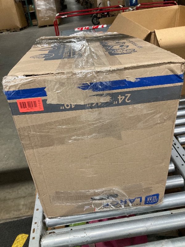 Photo 1 of
Lacoo Mid-Back Faux Leather Office Desk Chair Executive Conference Task Chair with Arms, White