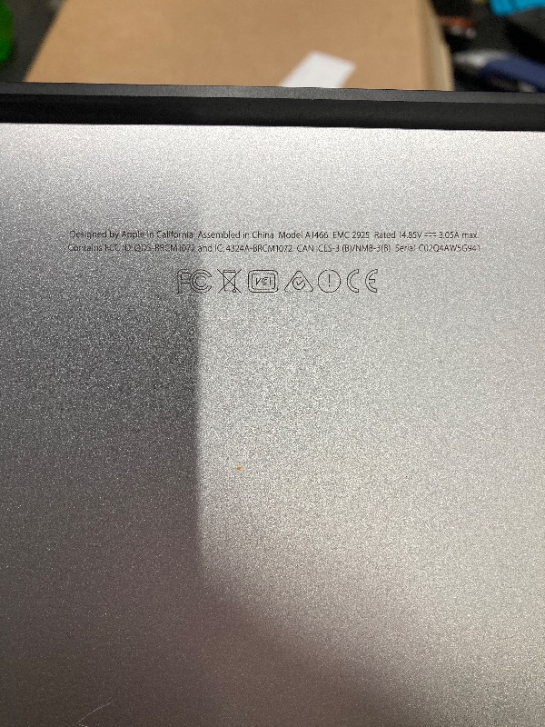 View 5 of ***IT IS USED AND THE CHARGER IS MISSING.**Apple MacBook Air 13-inch Laptop 1.6GHz Core i5, MJVE2LL/A, 4GB RAM, 256GB SSD (Renewed)