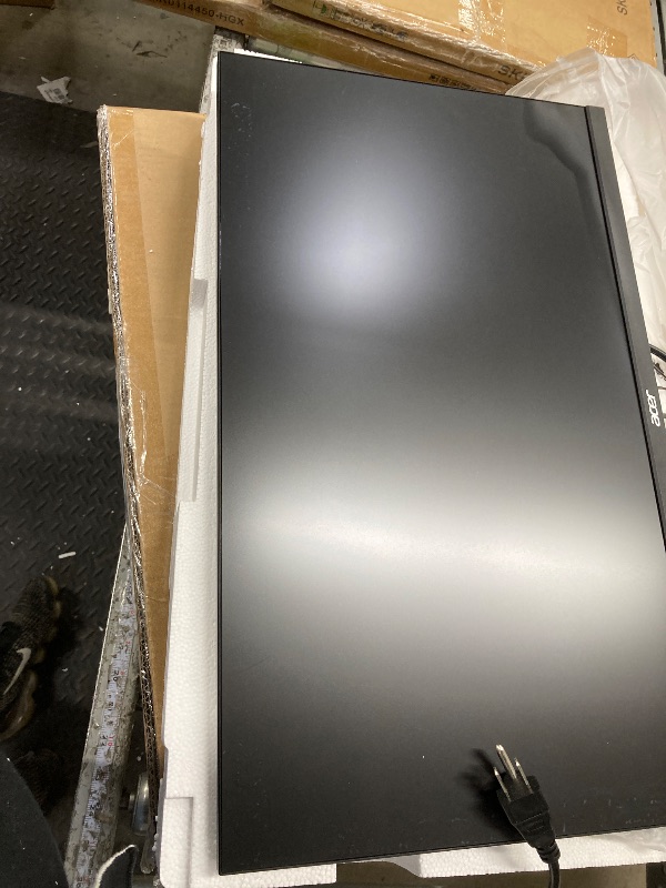 Photo 1 of Acer Nitro 23.8" Full HD 1920 x 1080 PC Gaming IPS Monitor | AMD FreeSync Premium | 180Hz Refresh | Up to 0.5ms | HDR10 Support | 99% sRGB | 1 x Display Port 1.2 & 2 x HDMI 2.0 | KG241Y M3biip