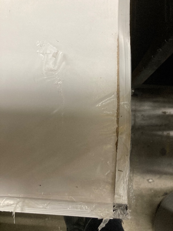 Photo 1 of ***HARD TO SEE IN PICS BUT  A CORNER IS SLIGHTLY BENT***VIZ-PRO Large Cork Bulletin Board, 60 X 48 Inches, Wall-Mounted Corkboard with Silver Aluminium Frame for School, Office, and Home 5' X 4'***HARD TO SEE IN PICS BUT  A CORNER IS SLIGHTLY BENT***