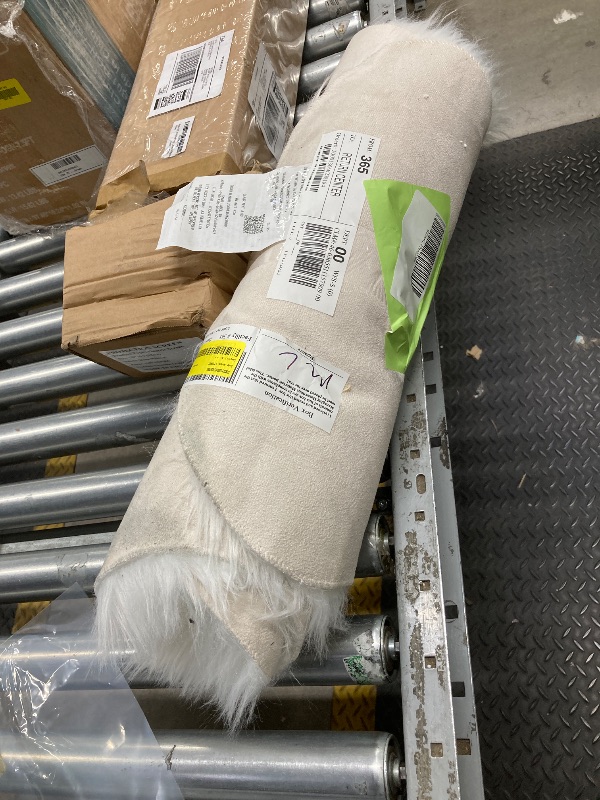 Photo 1 of *Dirty* JOLUSERE Luxury Ultra Soft Faux Fur Area Rugs,2'x5'Fuzzy Faux Fur Rugs for Living Room Bedroom, White
