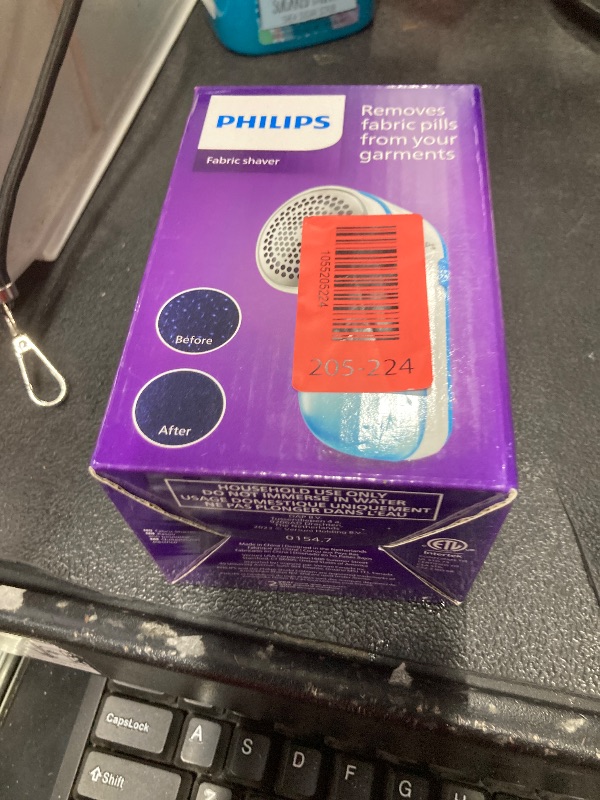 Photo 1 of ***Factory seal***

Philips Fabric Shaver - Black