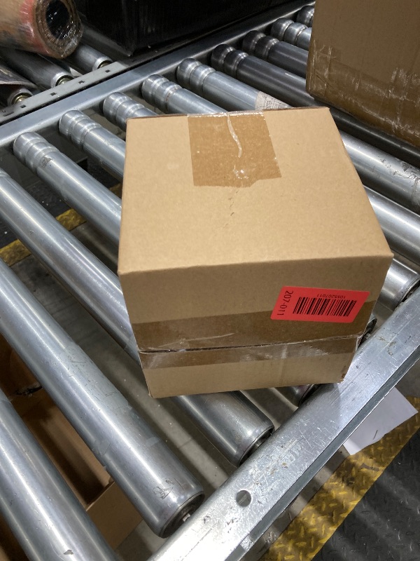 Photo 1 of ***Factory seal***

JarThenaAMCS Christmas Butterfly Explosion Gift Box Explosion Red Paper Box with Flying Butterfly Surprise Candy Treat Box for Birthday Party, Cake for Delivery Supplies, 5.9 x 5.9 x 5.9 Inch