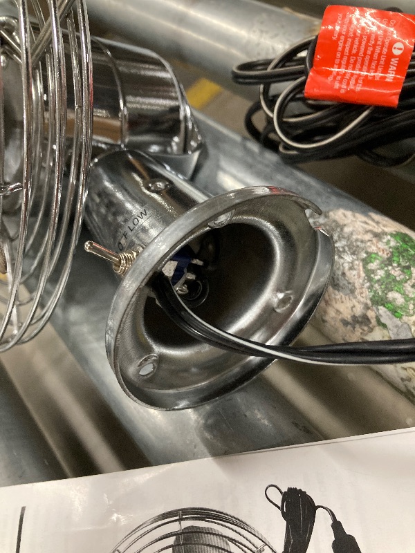 Photo 1 of **MISSING BOTTOM PLATE TO SECURE FAN***RoadPro RP-1179 Car Fan, Heavy Duty, 12V, Metal, 7.5"